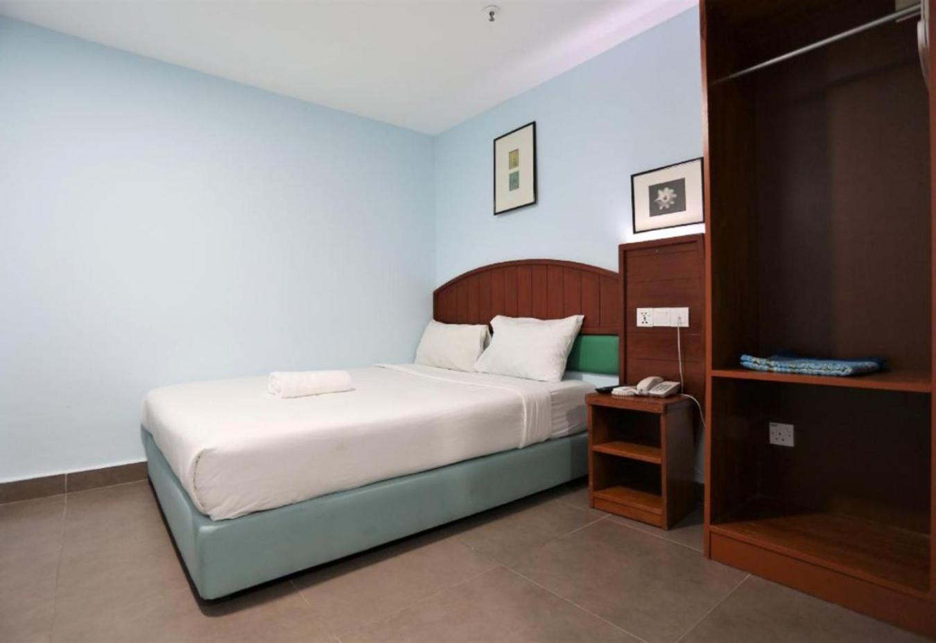 Hotel La Isra At Bukit Bintang Куала-Лумпур Экстерьер фото